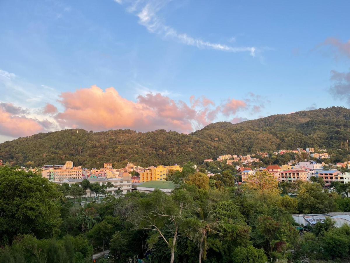 Baobab Hotell Patong Eksteriør bilde