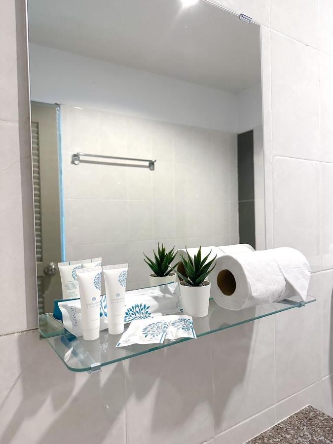 Baobab Hotell Patong Eksteriør bilde